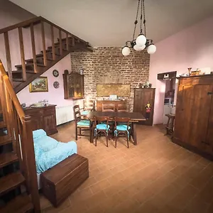 La Torretta, Una Casa Inaspettata Ferienhaus